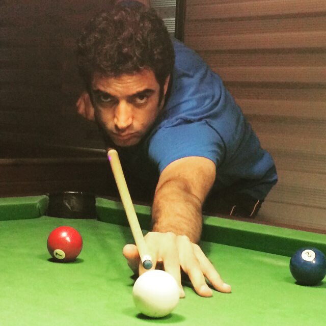 تصویری شخصی از منوچهر هادی، کارگردان و نویسنده سینما و تلویزیون