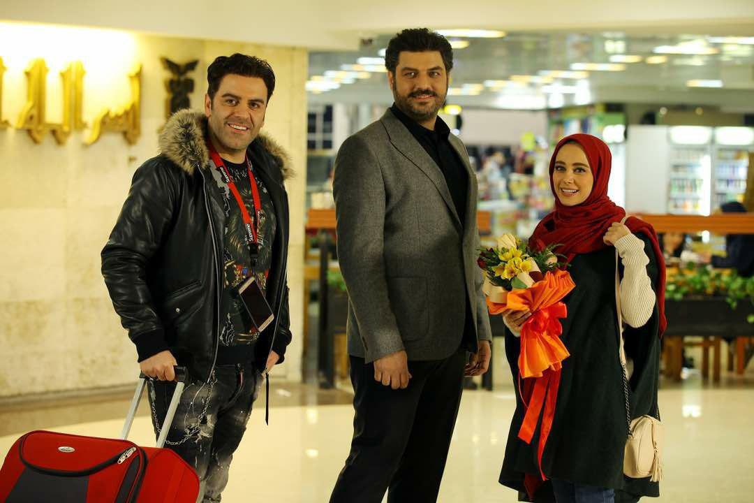 الناز حبیبی در صحنه فیلم سینمایی دشمن زن به همراه سام درخشانی و بهرنگ علوی