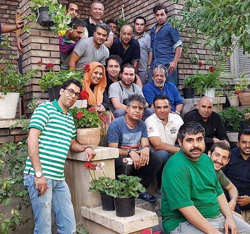 پشت صحنه سریال تلویزیونی سفر در خانه با حضور نسرین مقانلو، حسن پورشیرازی، امیر نوری، علی مسعودی و ماهان عبدی
