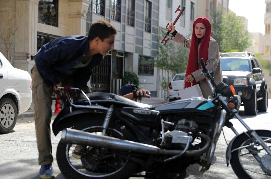 سیما تیرانداز در صحنه سریال تلویزیونی بچه مهندس 2