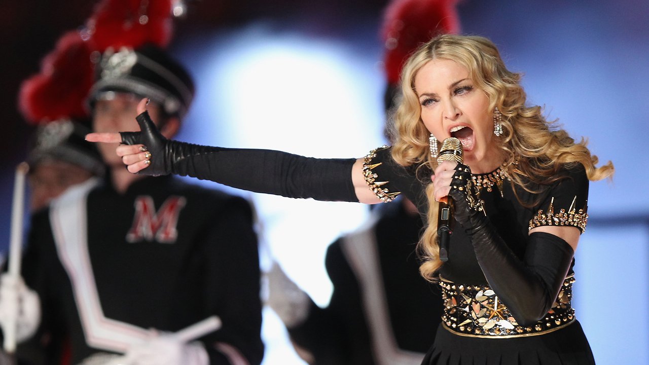  فیلم سینمایی Super Bowl XLVI Halftime Show با حضور Madonna