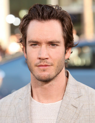 Mark-Paul Gosselaar در صحنه فیلم سینمایی پیوند