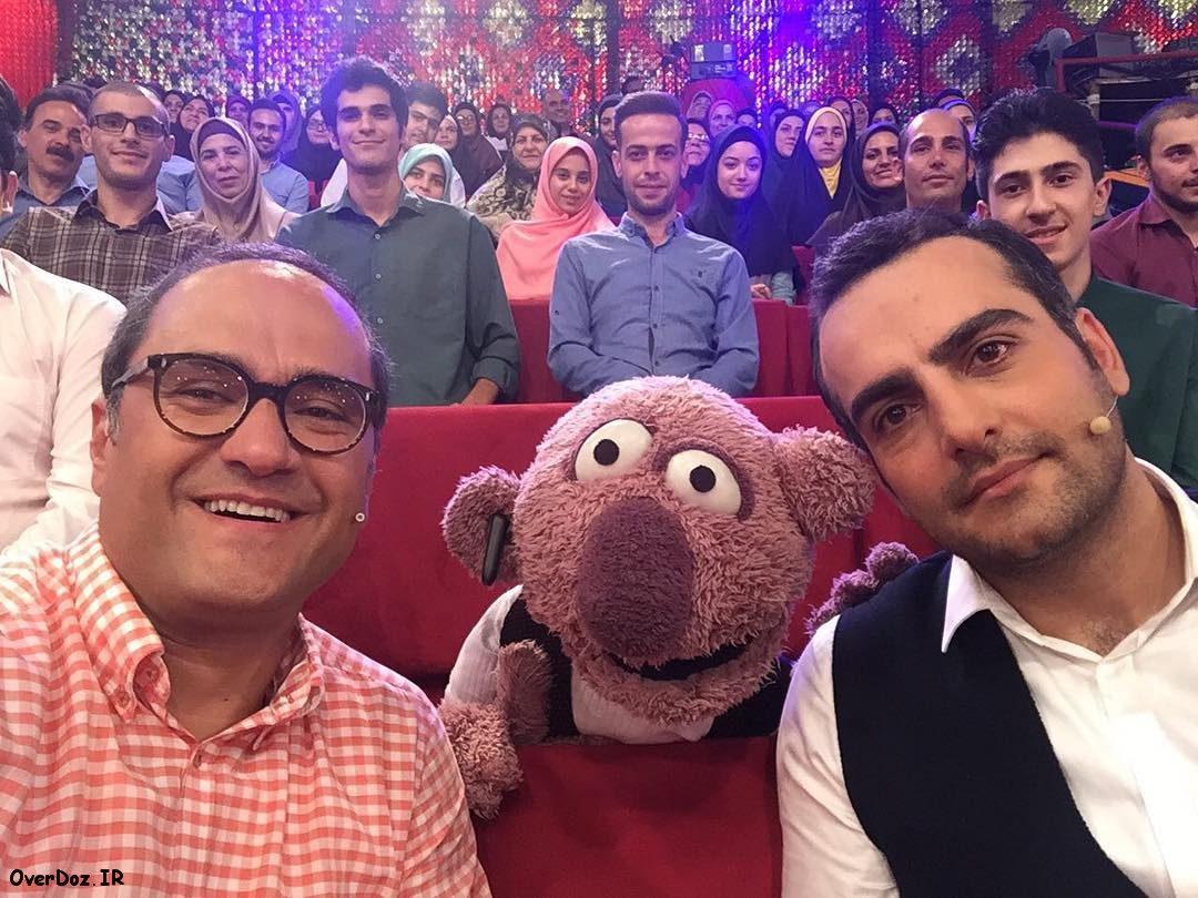  برنامه تلویزیونی خندوانه به کارگردانی رامبد جوان