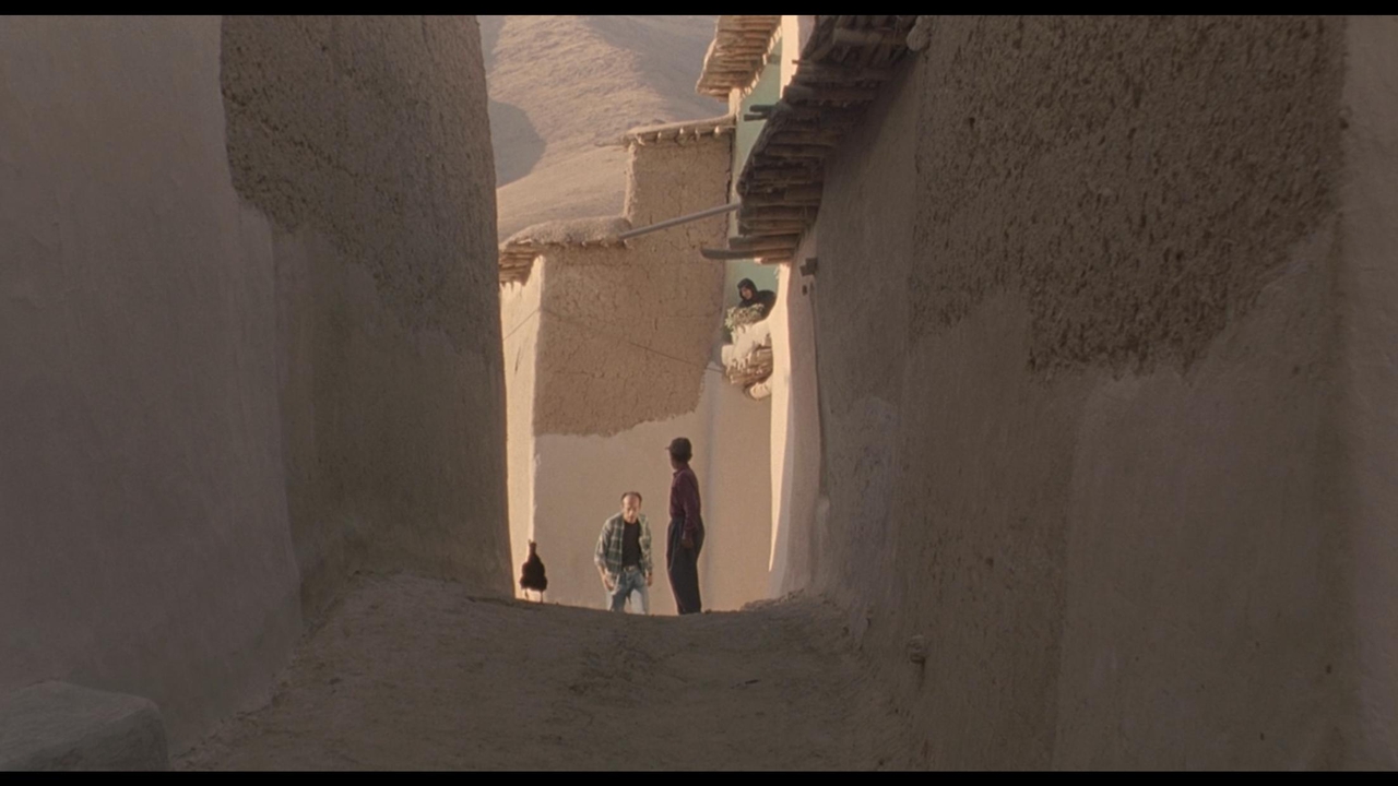  فیلم سینمایی The Wind Will Carry Us به کارگردانی Abbas Kiarostami