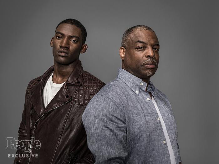 LeVar Burton در صحنه فیلم سینمایی ریشه ها به همراه Malachi Kirby