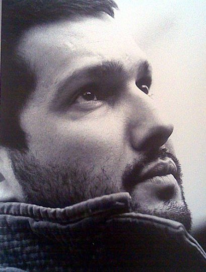 تصویری شخصی از حامد بهداد، بازیگر و گوینده سینما و تلویزیون