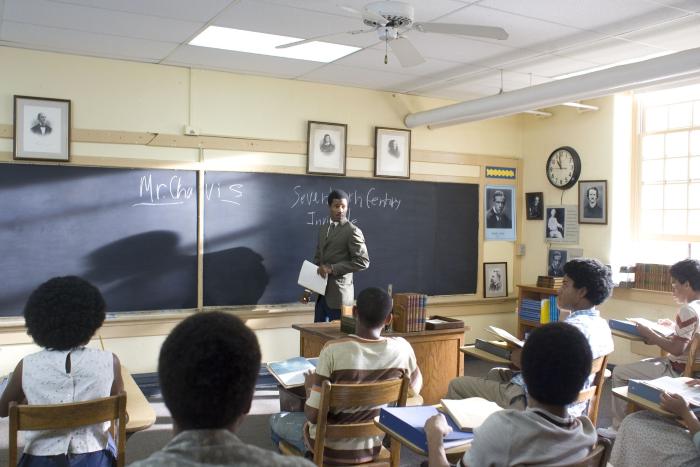  فیلم سینمایی Blood Done Sign My Name به کارگردانی Jeb Stuart