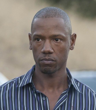 Tory Kittles در صحنه سریال تلویزیونی فرزندان آشوب