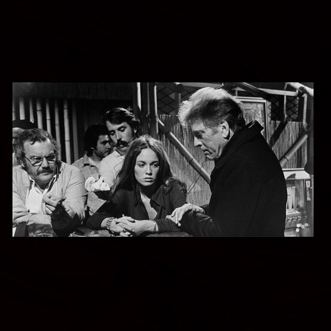 Burt Lancaster در صحنه فیلم سینمایی The Midnight Man به همراه Catherine Bach
