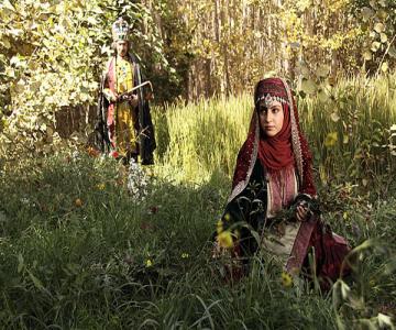  سریال تلویزیونی پشت کوه‌های بلند به کارگردانی امرالله احمدجو