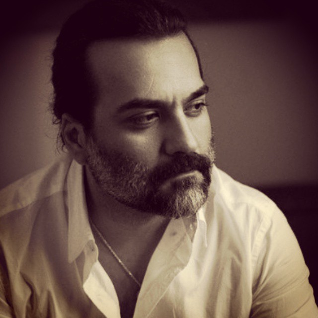 تصویری شخصی از یغما گلرویی، ترانه‌سرا و بازیگر سینما و تلویزیون