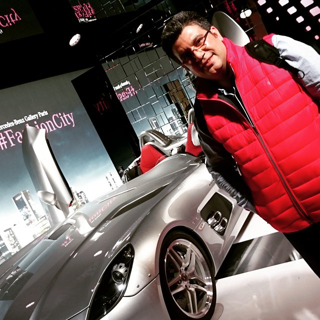 تصویری شخصی از رضا رشیدپور، بازیگر و مجری سینما و تلویزیون