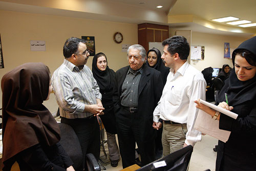 تصویری شخصی از عزت‌الله انتظامی، بازیگر و نویسنده سینما و تلویزیون