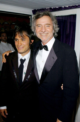 کرتیس هانسون در صحنه فیلم سینمایی خاطرات موتورسیلکت به همراه Gael García Bernal