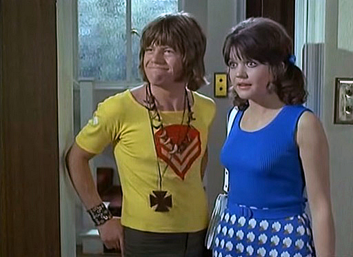 Robin Askwith در صحنه فیلم سینمایی Bless This House به همراه Sally Geeson