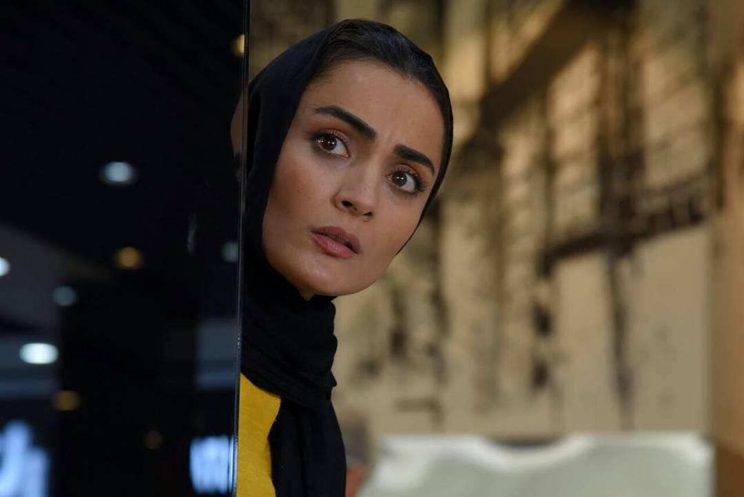 السا فیروزآذر در صحنه فیلم سینمایی ملی و راه‌های نرفته‌اش