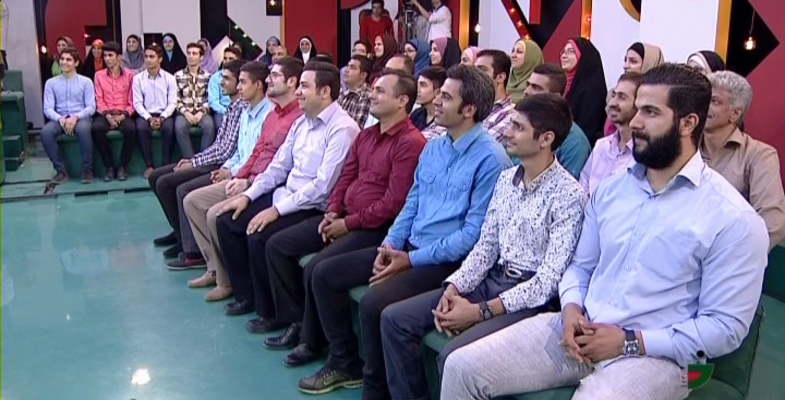  برنامه تلویزیونی خندوانه به کارگردانی رامبد جوان