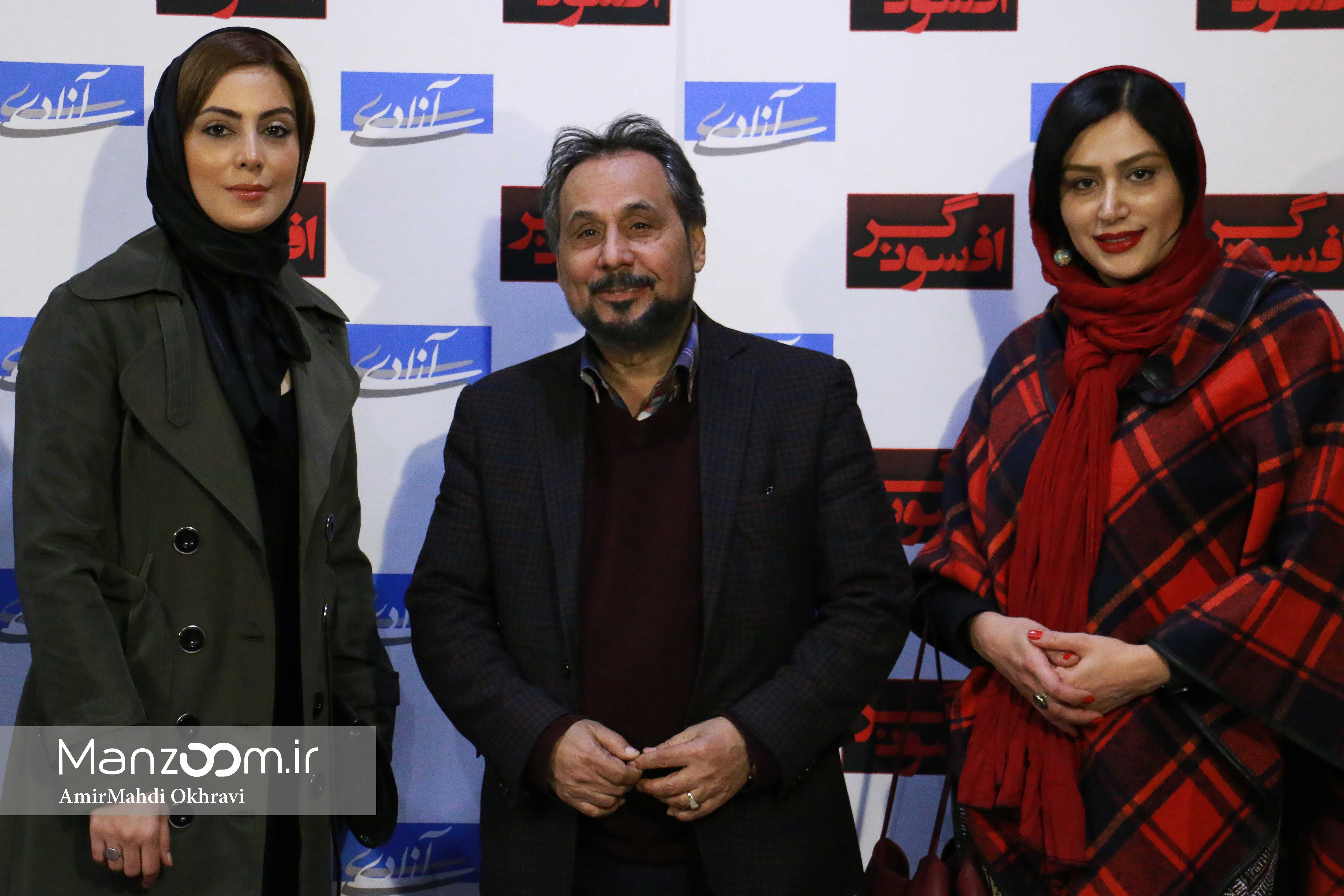 نیلوفر شهیدی در اکران افتتاحیه فیلم سینمایی افسونگر به همراه مجید قناد