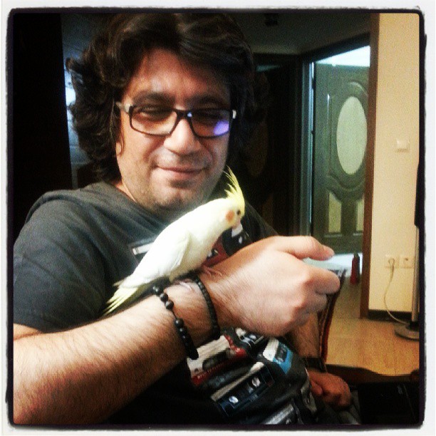 تصویری شخصی از رضا رشیدپور، بازیگر و مجری سینما و تلویزیون