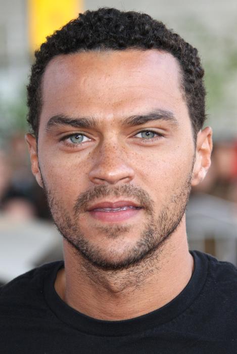 Jesse Williams در صحنه فیلم سینمایی تقدیم به رم با عشق