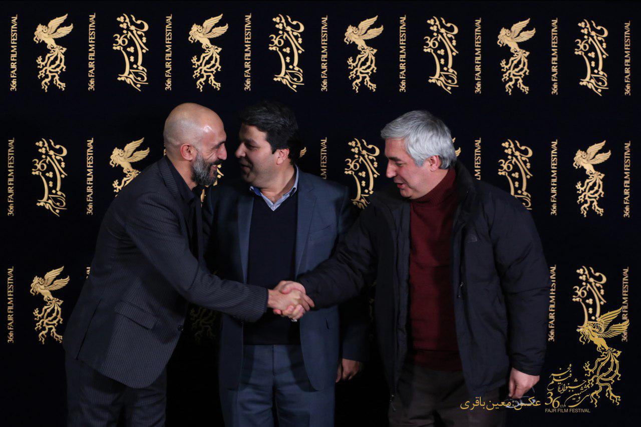 ابراهیم حاتمی‌کیا در جشنواره فیلم سینمایی به وقت شام به همراه محمد خزاعی و هادی حجازی‌فر