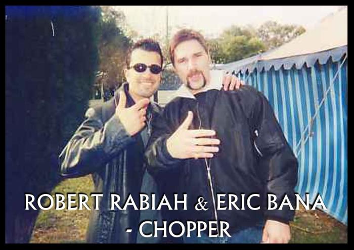 Robert Rabiah در صحنه فیلم سینمایی Chopper به همراه اریک بانا
