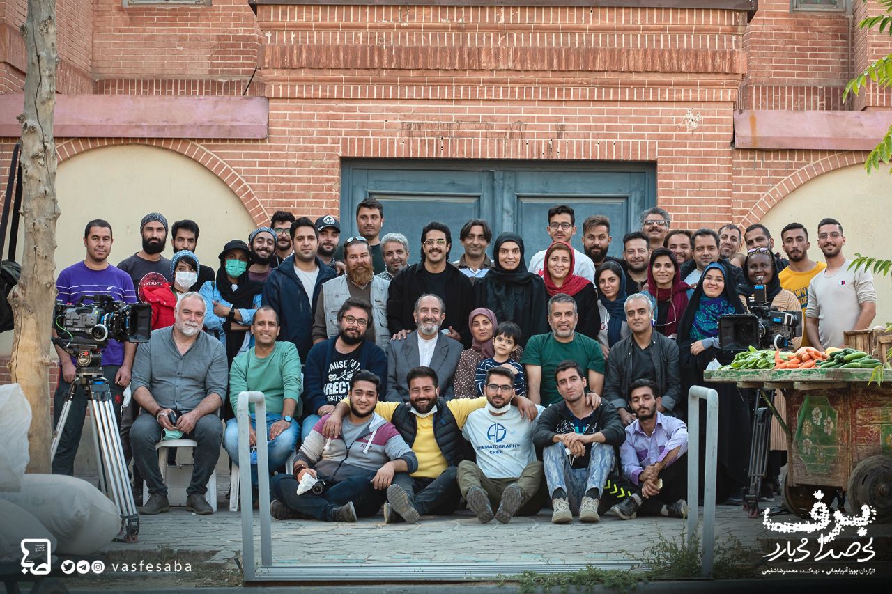 تصویری از سامان شعشعه، مدیر تولید سینما و تلویزیون در پشت صحنه یکی از آثارش