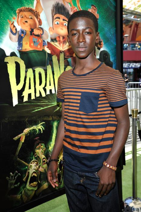 Kwesi Boakye در صحنه فیلم سینمایی نورمن شگفت انگیز