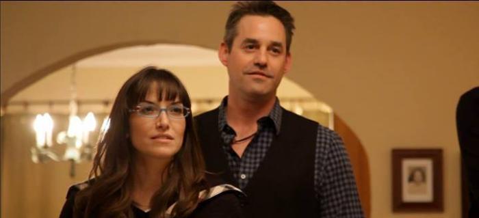 Nicholas Brendon در صحنه فیلم سینمایی همبستگی به همراه Lorene Scafaria