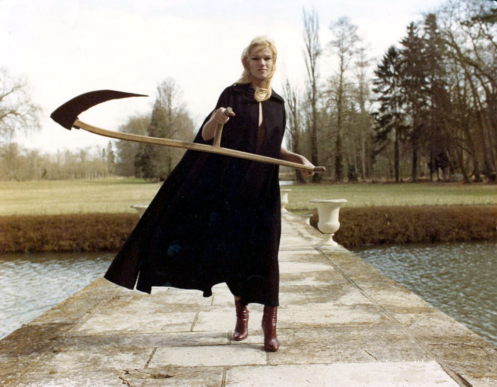 Brigitte Lahaie در صحنه فیلم سینمایی Fascination