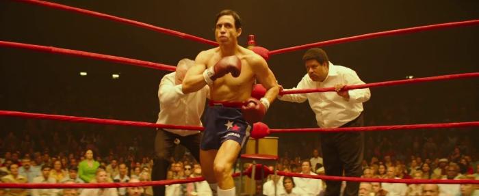 Pedro Perez در صحنه فیلم سینمایی دست های سنگی به همراه ادگار رامیرز