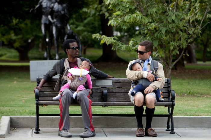 Thomas Lennon در صحنه فیلم سینمایی وقتی حامله هستی باید منتظر چه چیزی باشی به همراه Chris Rock