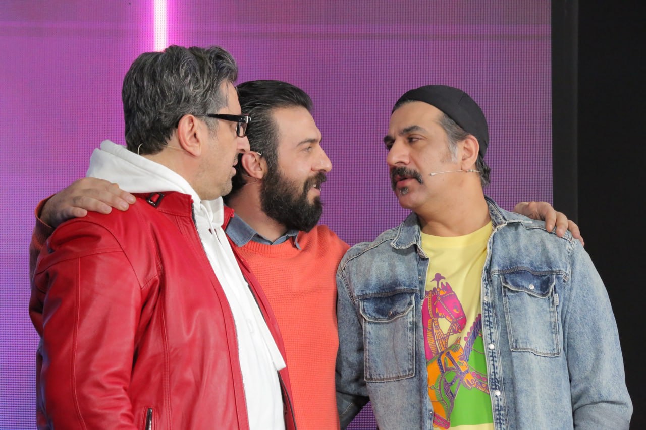  برنامه تلویزیونی کافه بازی به کارگردانی ماجد بازرگان