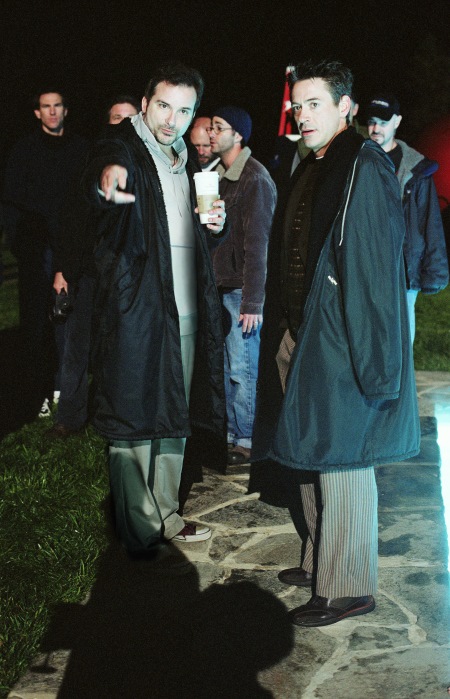 شین بلک در صحنه فیلم سینمایی بوس بوس بنگ بنگ به همراه رابرت داونی جونیور