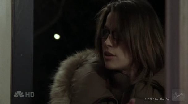 Brooke Langton در صحنه سریال تلویزیونی جمعه شب های روشن
