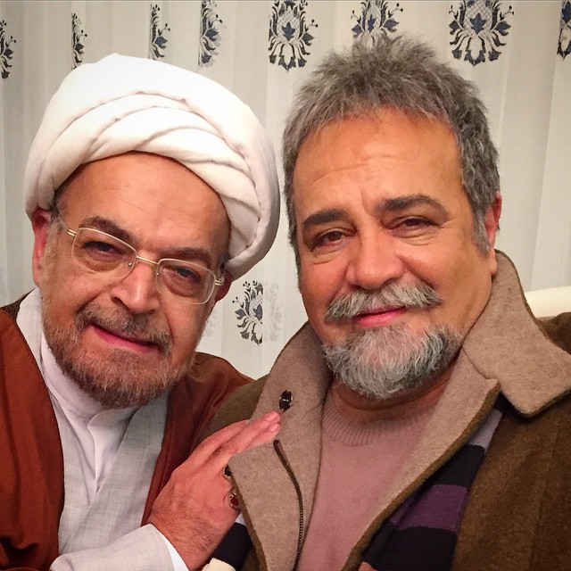 محمدرضا شریفی‌نیا در صحنه فیلم سینمایی سه بیگانه به همراه حمید لولایی