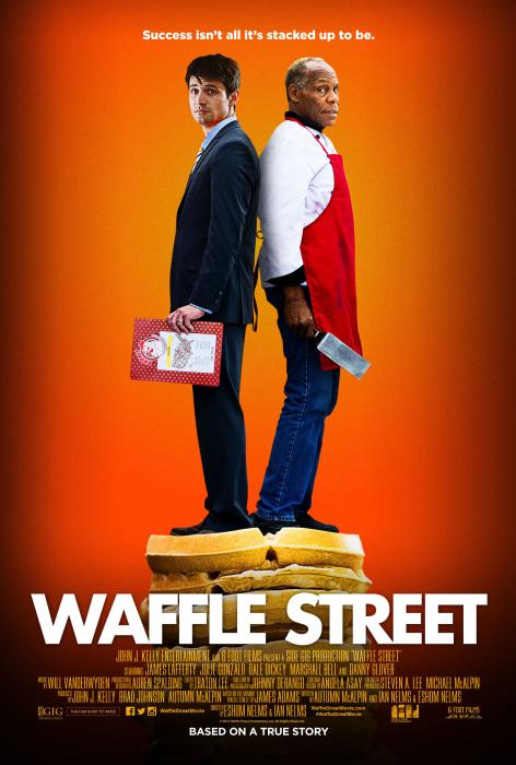James Lafferty در صحنه فیلم سینمایی Waffle Street به همراه دنی گلاور