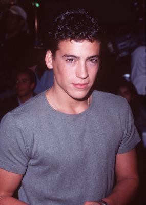 Andrew Keegan در صحنه فیلم سینمایی سربازان سفینه