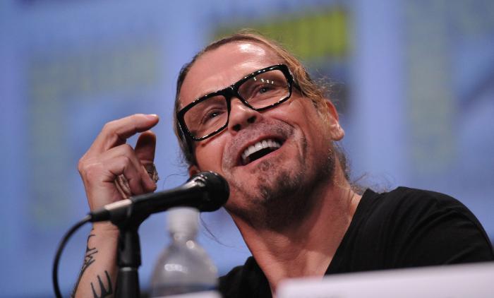 Kurt Sutter در صحنه سریال تلویزیونی فرزندان آشوب