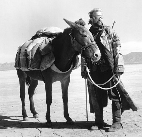  فیلم سینمایی پستچی با حضور کوین کاستنر