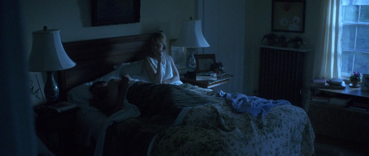 تام ویلکینسون در صحنه فیلم سینمایی In the Bedroom به همراه Sissy Spacek
