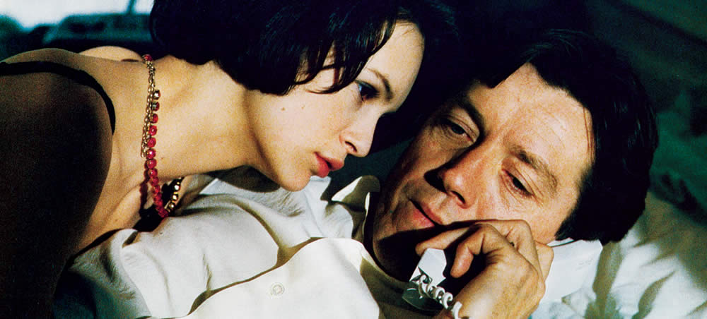 Bernard Giraudeau در صحنه فیلم سینمایی A New Life به همراه Sophie Aubry