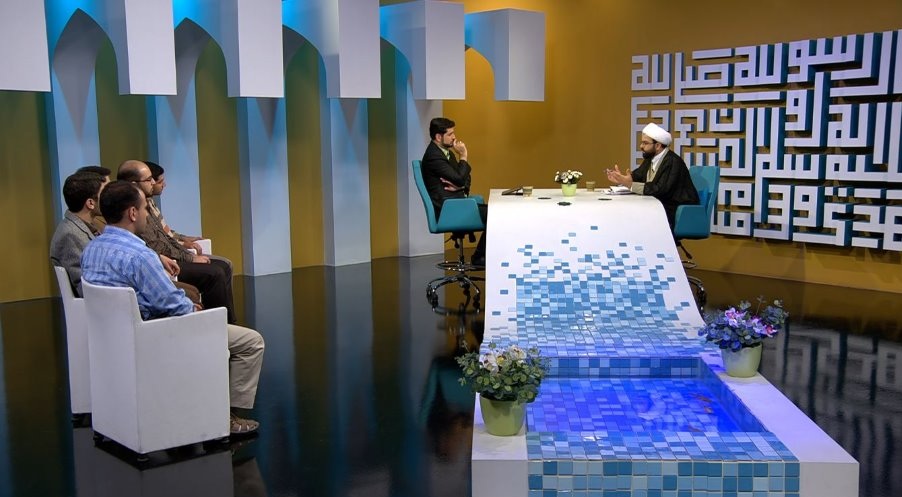  برنامه تلویزیونی قرار به کارگردانی ندارد