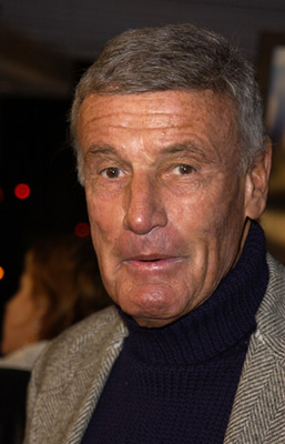 Richard Anderson در صحنه فیلم سینمایی کی-پکس