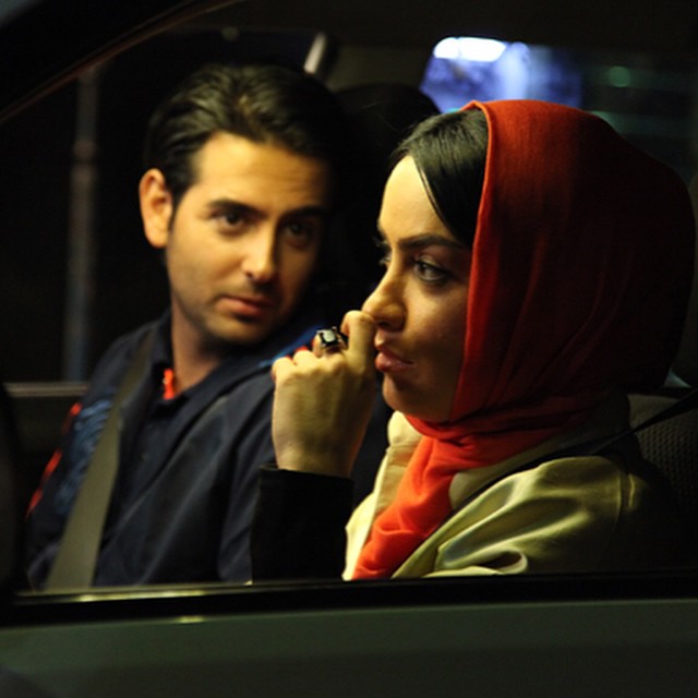 بیتا احمدی در صحنه فیلم سینمایی خبر خاصی نیست به همراه امیرحسین آرمان