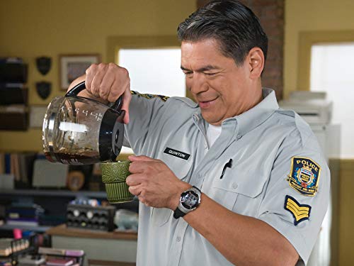  سریال تلویزیونی Corner Gas به کارگردانی Jeff Beesley و Brent Butt و David Storey و Robert de Lint و Don McCutcheon و Mark Farrell و Trent Carlson و Rob W. King و Henry Sarwer-Foner و Wendy Hopkins