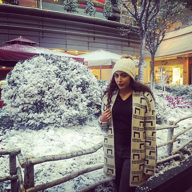 تصویری شخصی از ساناز طاری، بازیگر سینما و تلویزیون