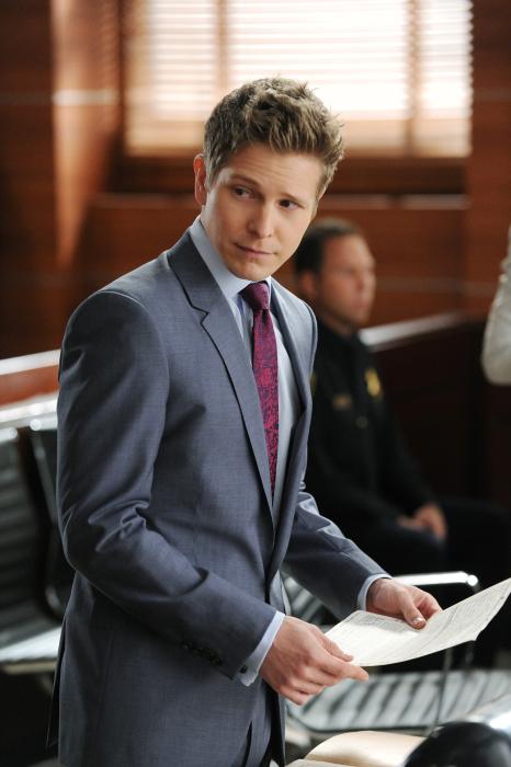 Matt Czuchry در صحنه سریال تلویزیونی همسر خوب