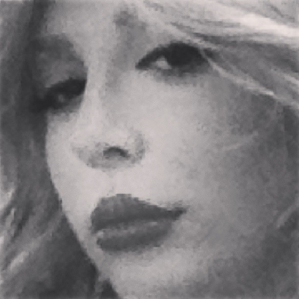 تصویری شخصی از نیوشا ضیغمی، بازیگر سینما و تلویزیون