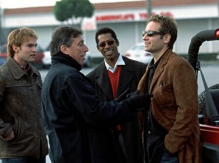ایوان رایتمن در صحنه فیلم سینمایی تکامل به همراه Seann William Scott، دیوید دوکاونی و Orlando Jones